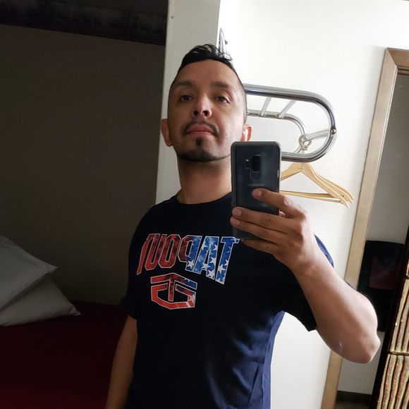 Meet your Posher, Jorge - Picture 1 of 1